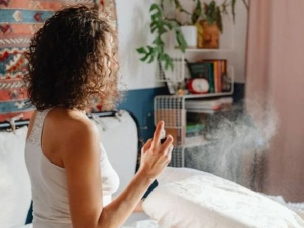 Tinh dầu cam ngọt hỗ trợ làm sạch và khử mùi trong không gian sống