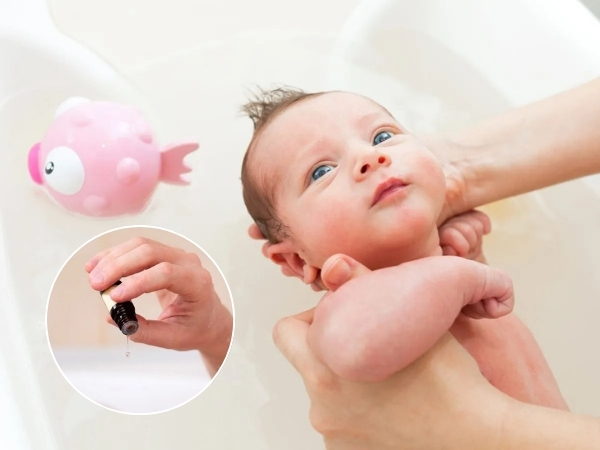 Tắm với tinh dầu cho trẻ sơ sinh đã pha loãng giúp làm sạch nhẹ nhàng