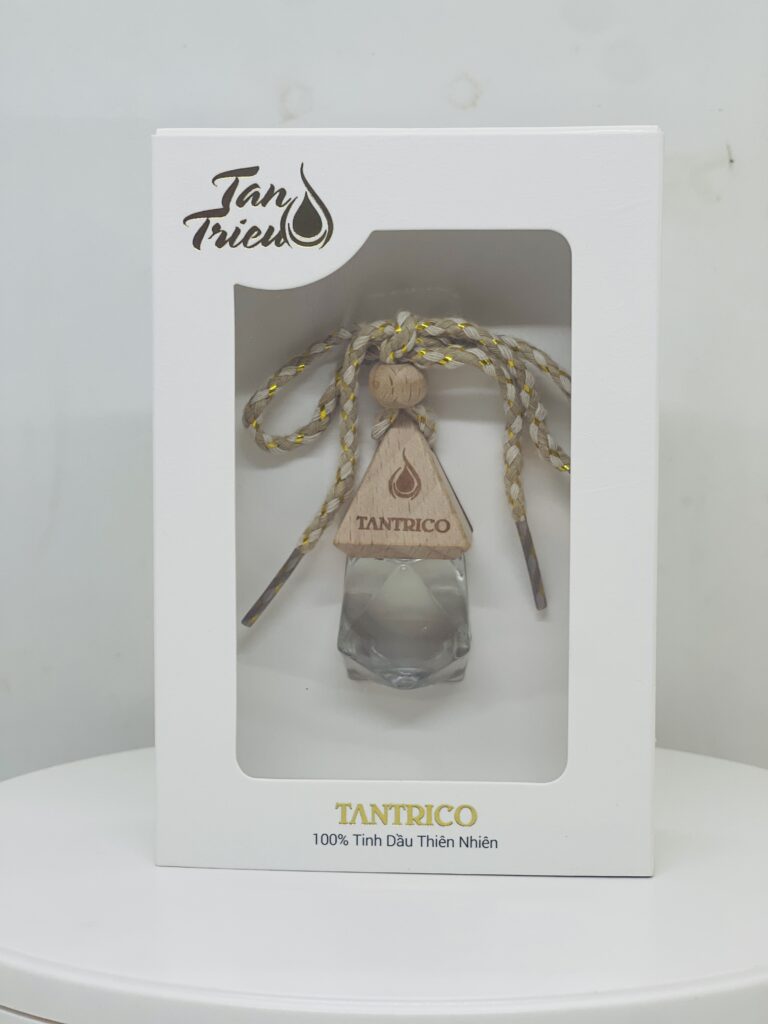 Tinh dầu vỏ bưởi treo ô tô