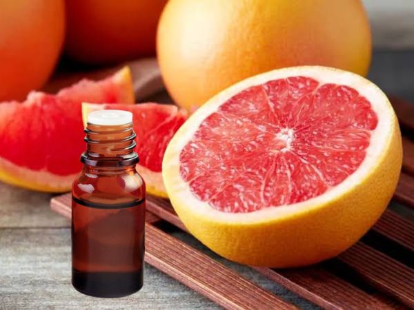 Tinh dầu vỏ bưởi giàu limonene nên có hương thơm tươi mát